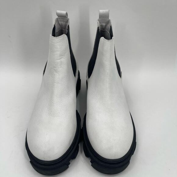 SILENT D Cress Chelsea Boot Size 38 (US 7/7.5) White Leather Lug Sole Slip On - Picture 7 of 16